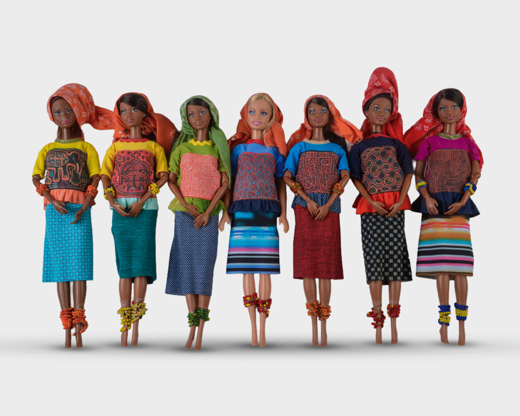 Bogotá se llena de color y tradición con la exposición internacional Mola Arte Sin Fronteras