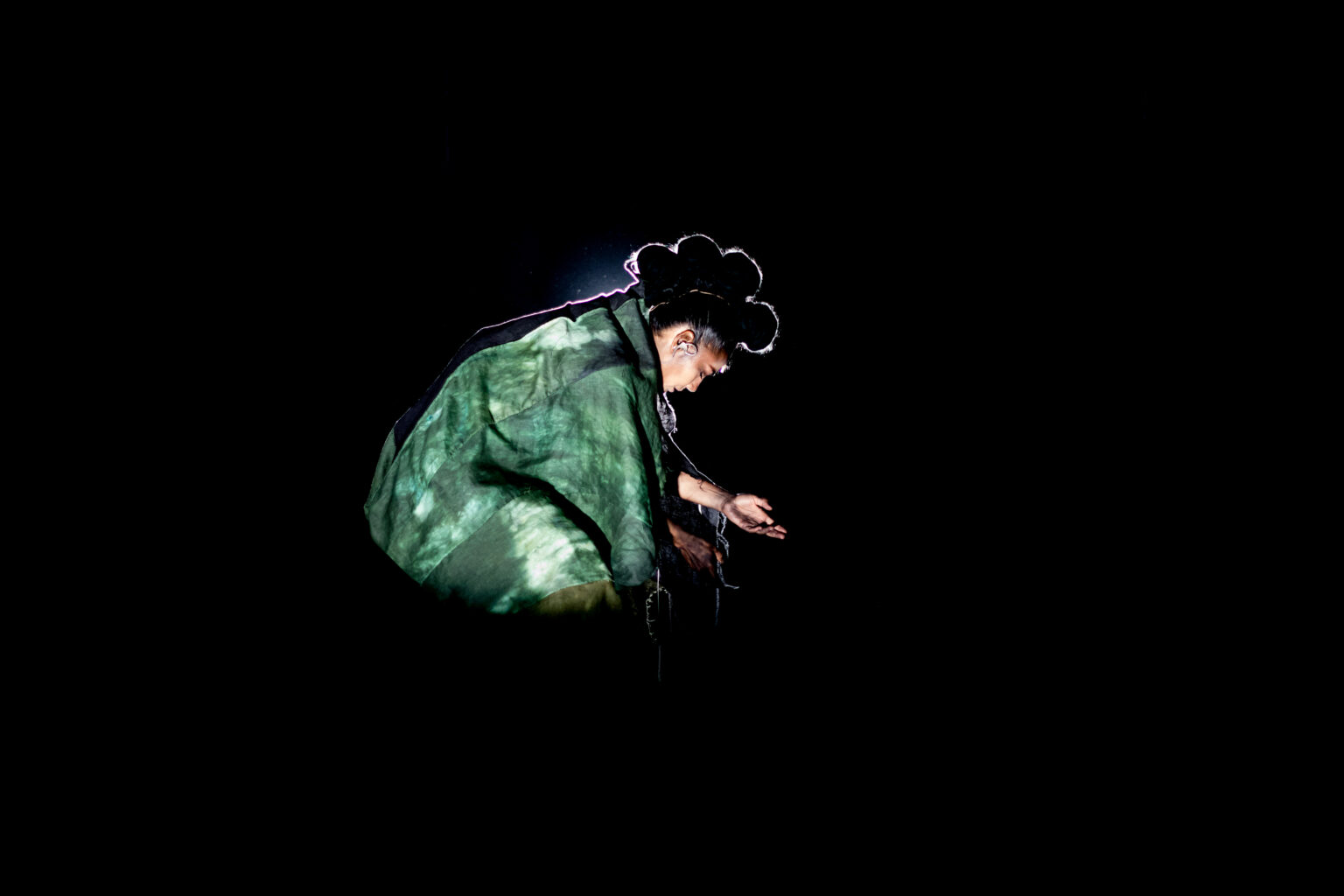 Con imágenes y sonido envolventes, y música en vivo, vuelve Habūb