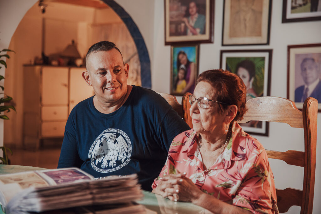 Vibra Latina ha narrado las historias inspiradoras de comunidades, líderes y
personalidades de los sectores público y privado que, a través de su labor, han contribuido a
generar cambios significativos. Foto: cortesía.
