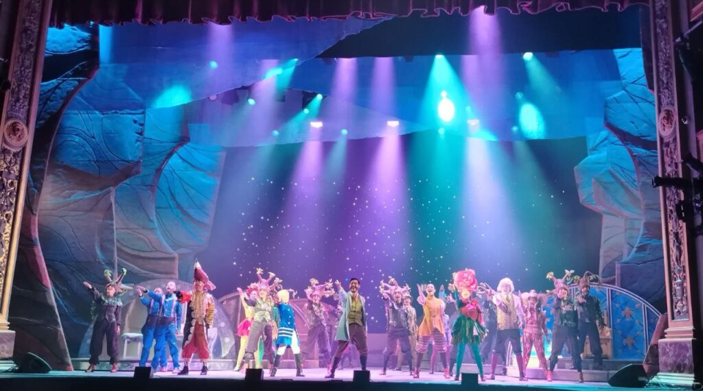 Elenco El Principito, el musical en ensayo para periodistas. Foto: Marcela Zuluaga Contreras.