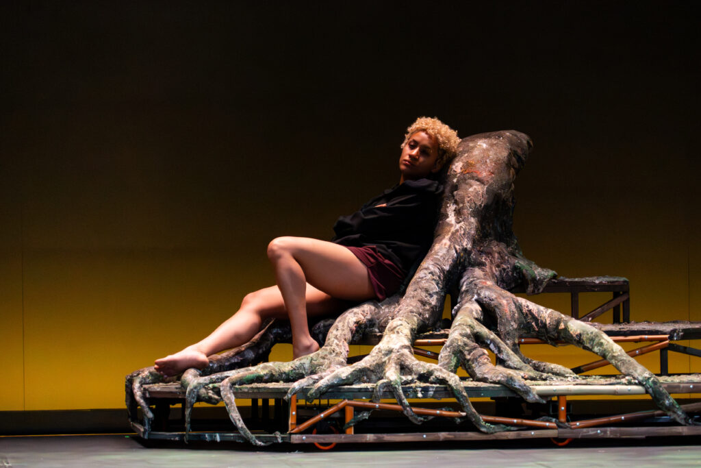 Aquí hay un pueblo.