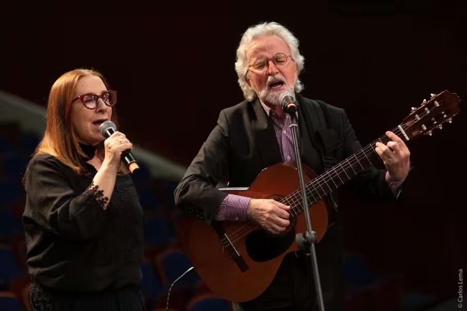 Ana y Jaime es un dúo musical colombiano conformado por los hermanos Ana y Jaime Valencia Aristizábal. Foto: Carlos Lema - Fundación Orquesta Sinfónica de Bogotá.